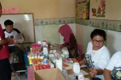 Sibuk bagian obat